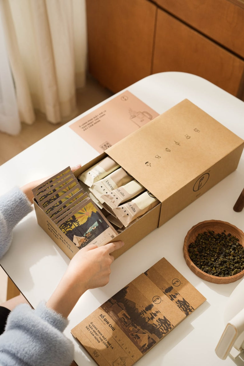 Trà sữa Ô Long phin giấy PHÊ LA (Hộp 10 gói) (Ô Long vị sữa hoặc Ô Lon – My Asian Grocery